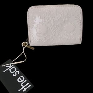 The sak Leather Embossed Wallet Cream NWT